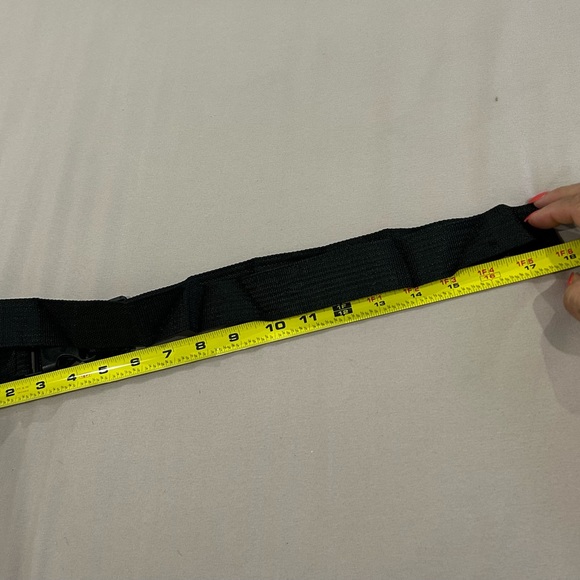 💥PRICE⬇️ 
NISSAN • Thrill Street Fanny Pack • Medium • Grey • - Picture 8 of 12